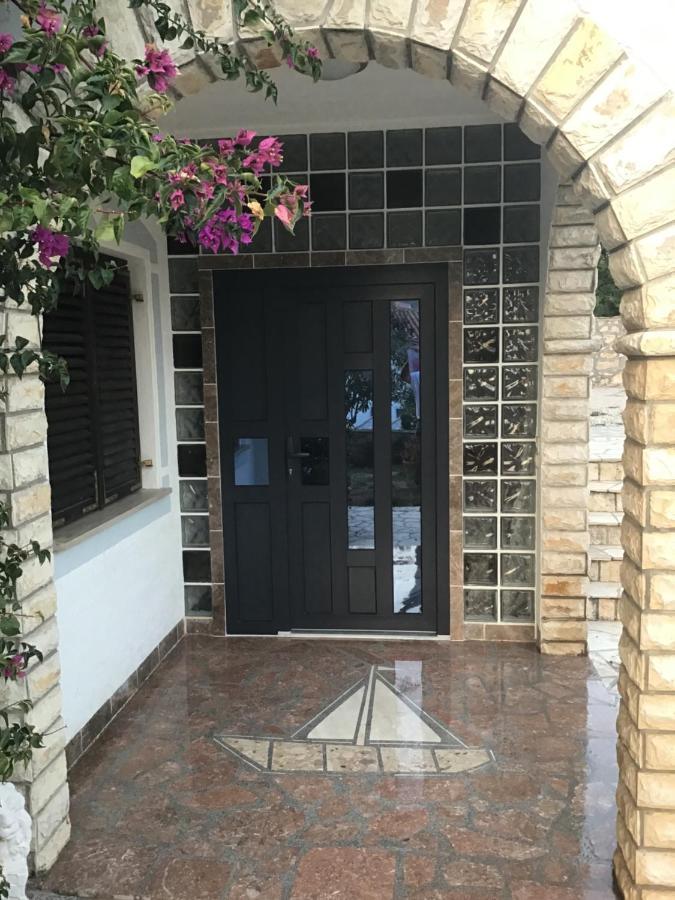 Apartmani Misic Ždrelac Esterno foto